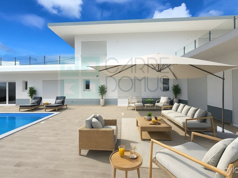 Property photo 1 of 48