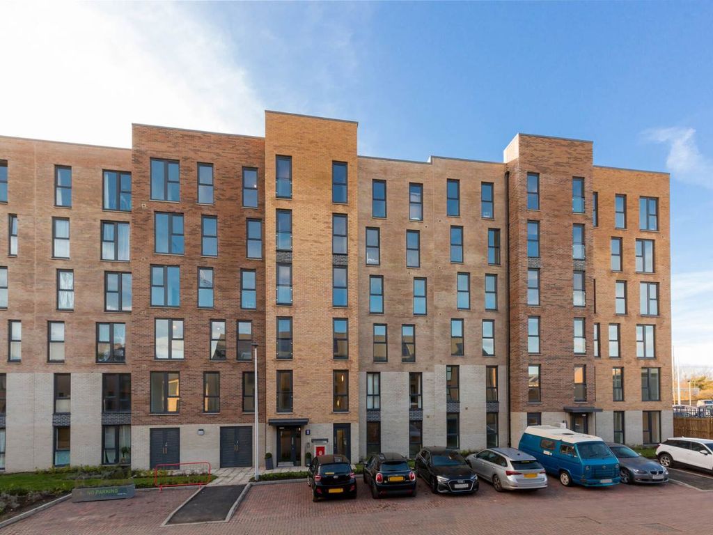 Property photo 1 of 8 66498_Cunninghamsq-15