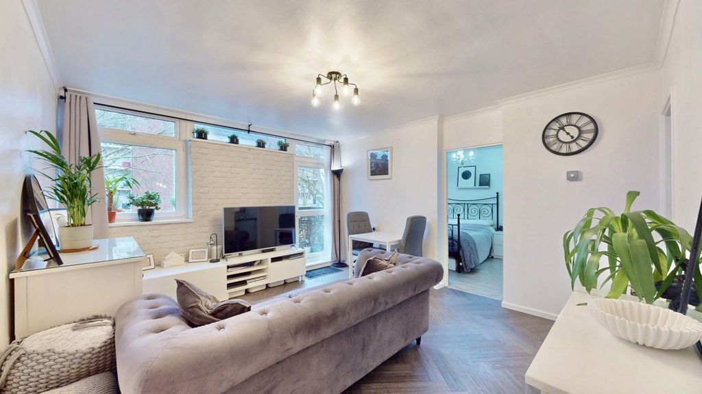 Property photo 1 of 18 Picture No. 38