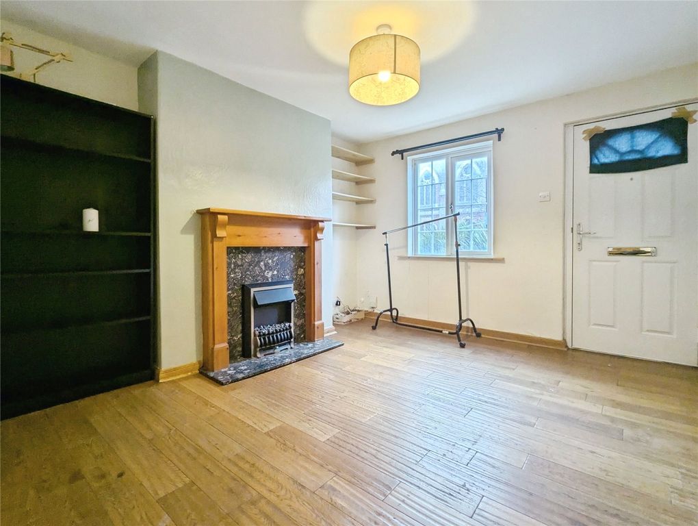 Property photo 3 of 12 Picture No. 33