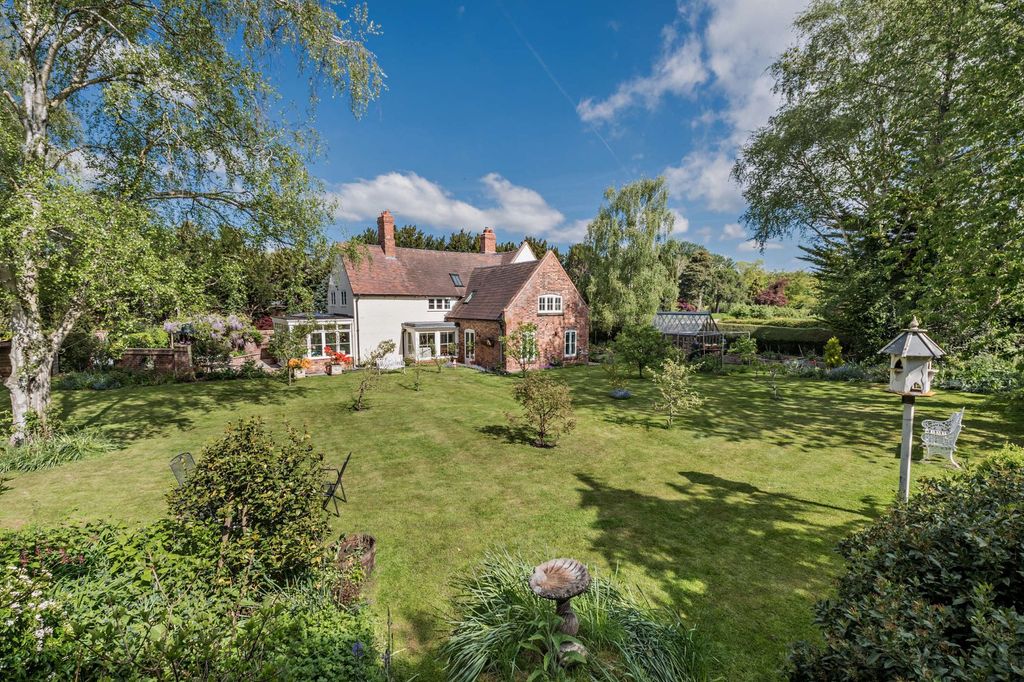 Property photo 1 of 23 Picture No. 08