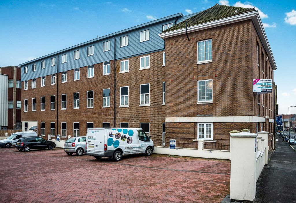 Property photo 3 of 7 Exterior