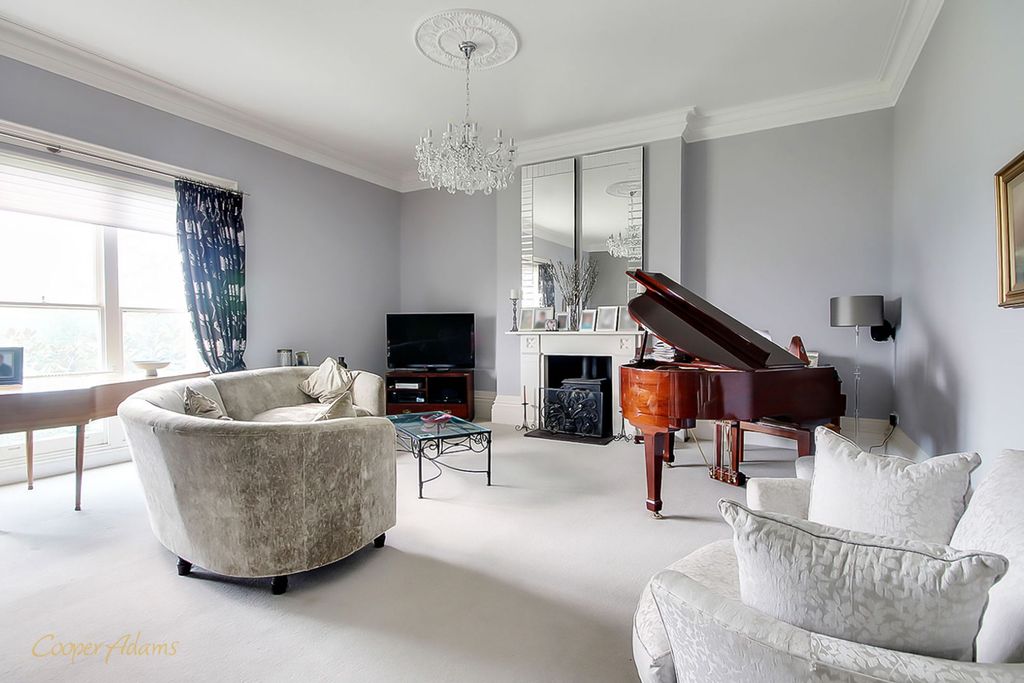 Property photo 2 of 15 Living Room