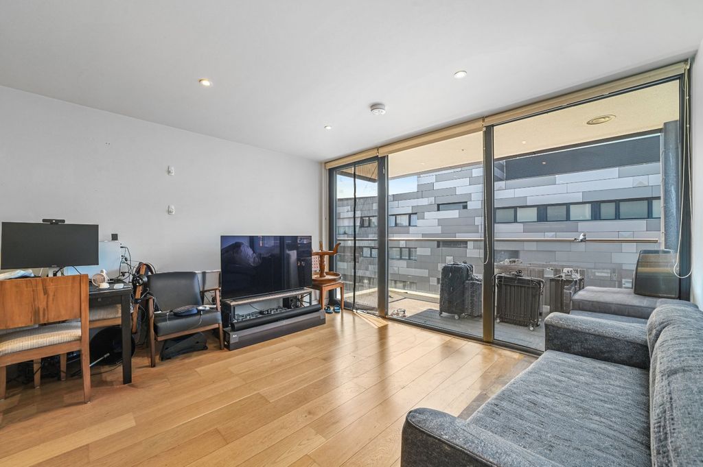 Property photo 1 of 13 Reception Room