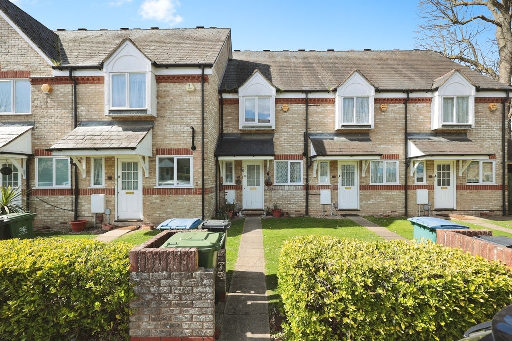 Property photo 1 of 17