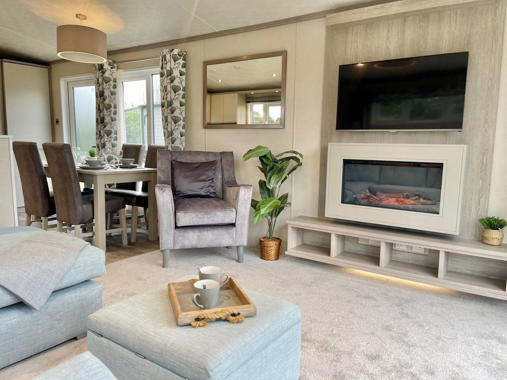 Property photo 1 of 7 - Pemberton Rivington For Sale