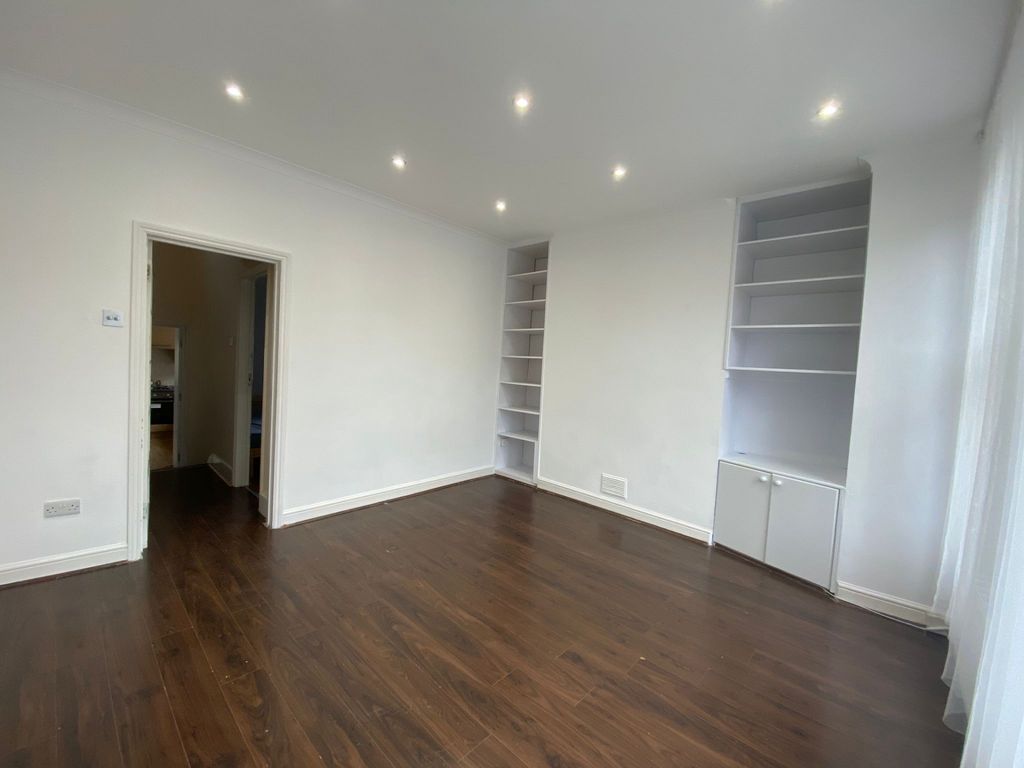 Property photo 2 of 10 Photo 10