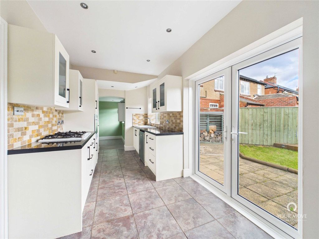 Property photo 3 of 17 Picture No. 04