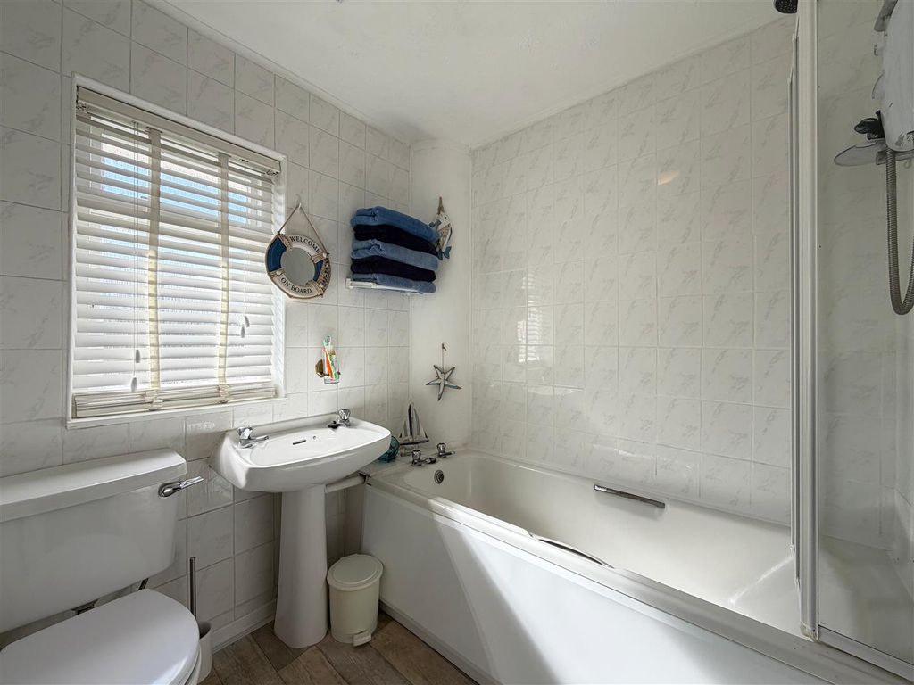 Additional image 8 of 3 bed semi-detached house for saleMcpherson Drive, Bothwell, Glasgow G71