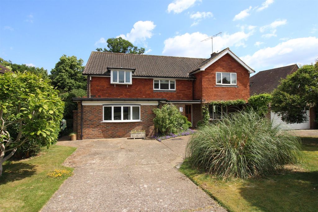Property photo 2 of 21 May 2.Jpg
