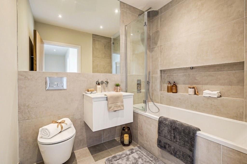 Property photo 2 of 9 8