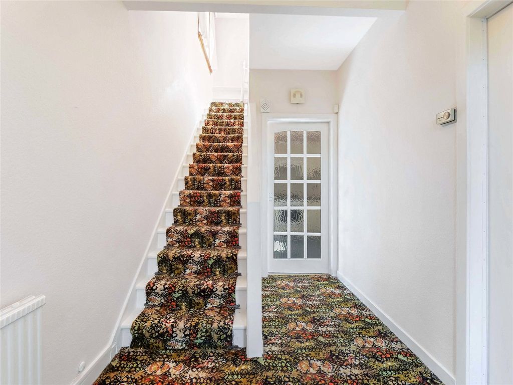 Property photo 2 of 29 Hallway