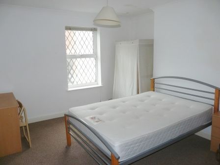 Property photo 3 of 4