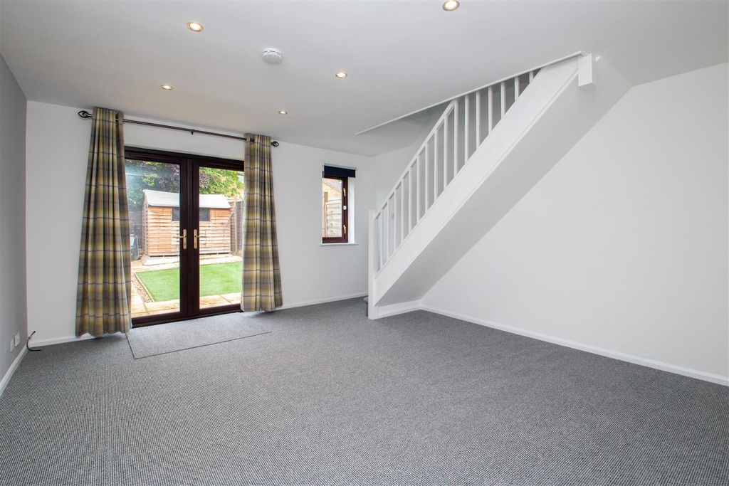 Property photo 2 of 11 5Burgh_6.Jpg