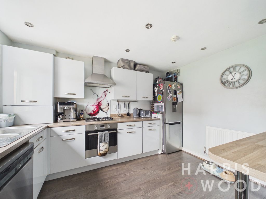 Property photo 2 of 12 5072242