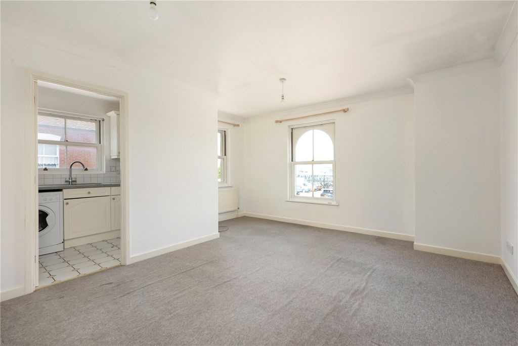 Property photo 2 of 13 Picture No. 06