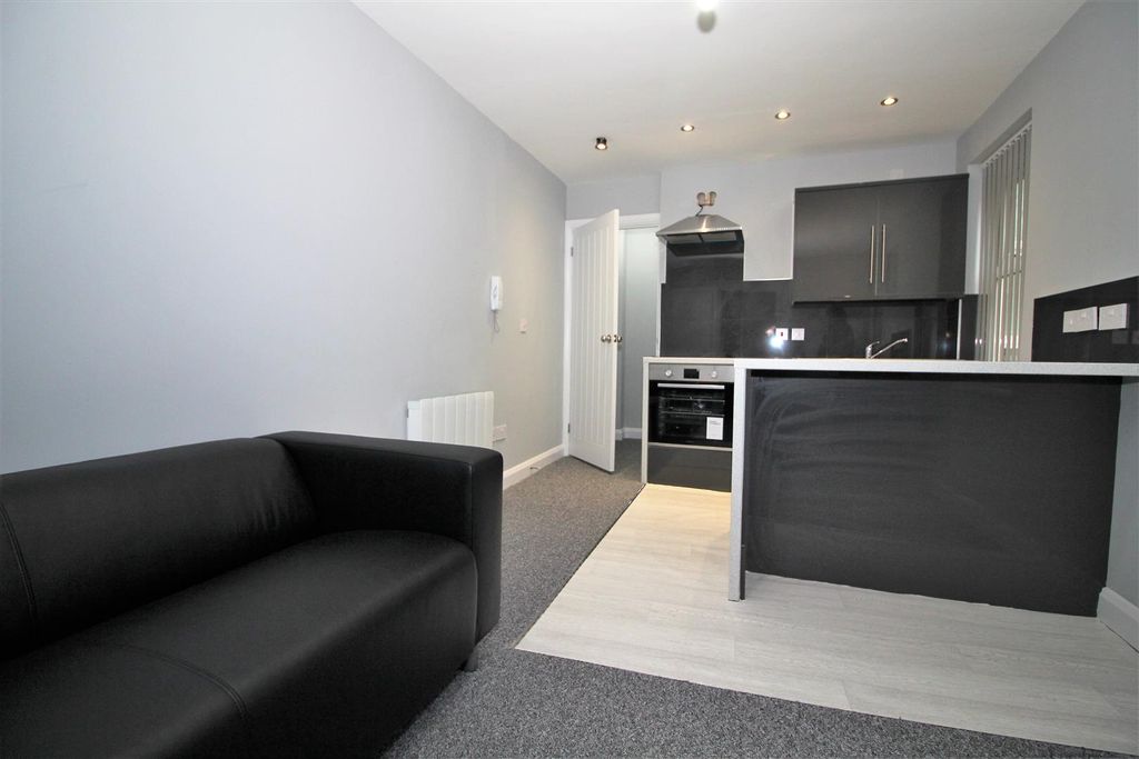 Property photo 1 of 7 Img_8456.Jpg