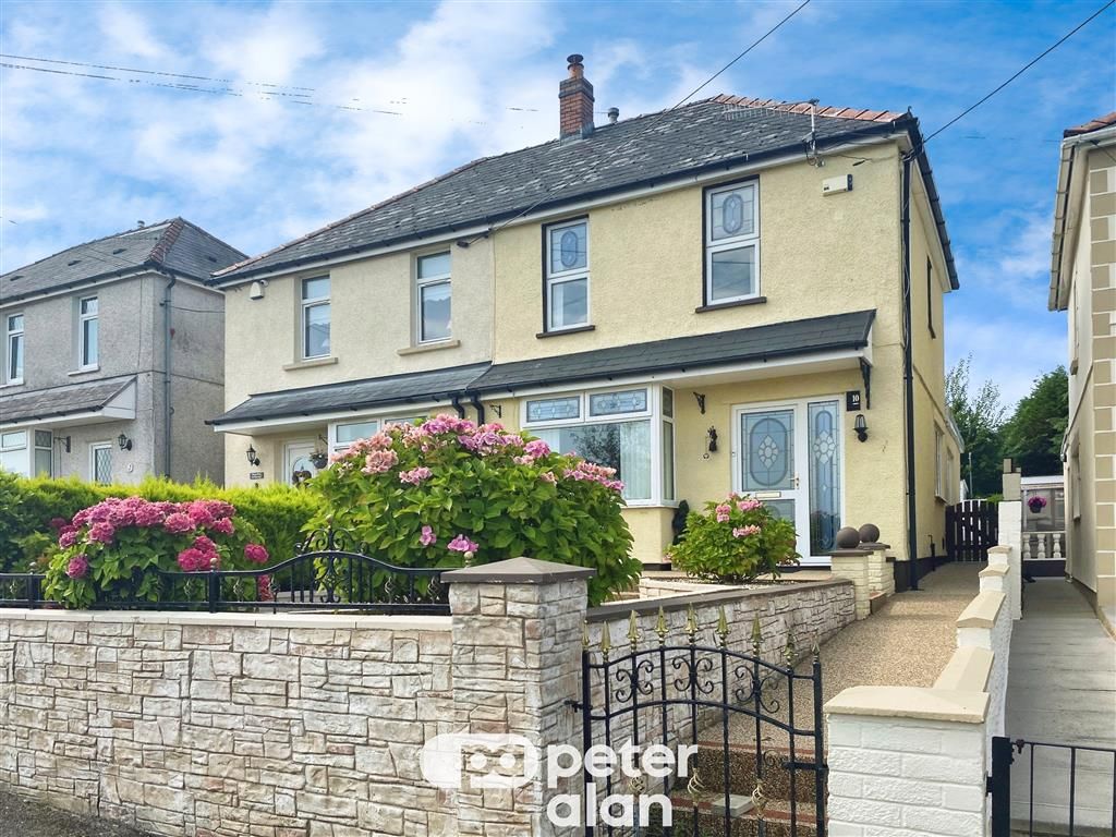 Property photo 1 of 10 Front