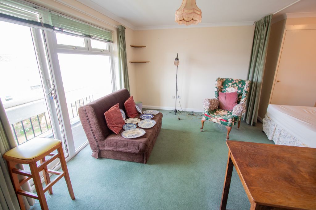 Property photo 3 of 7