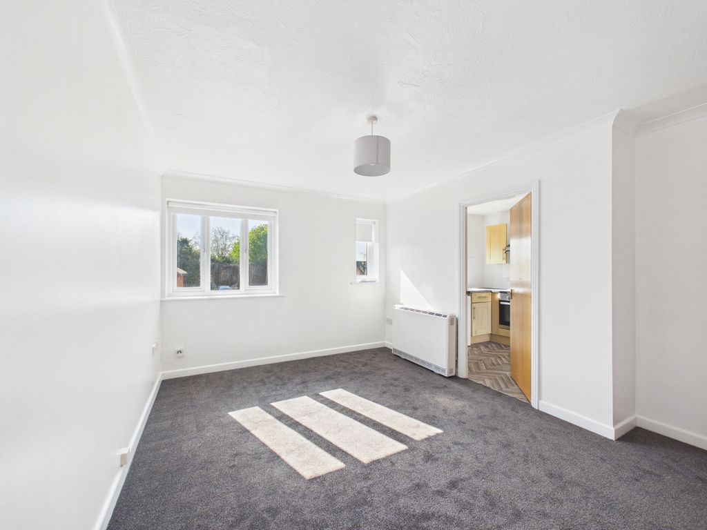 Property photo 2 of 7 Cam02536G0-Pr0086-Still006