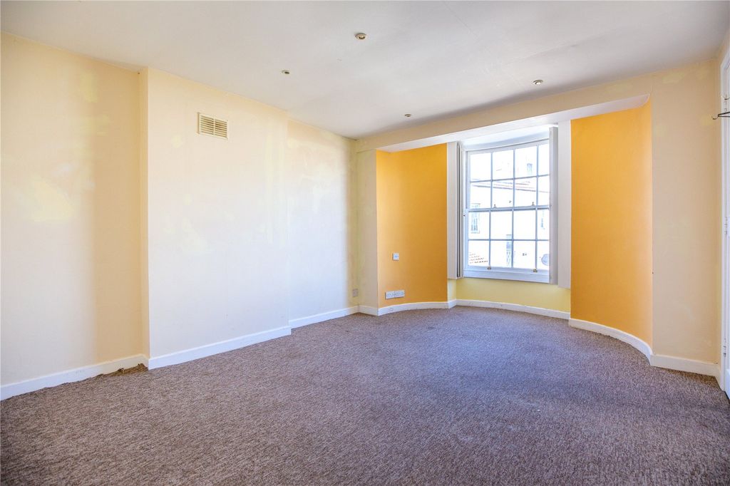 Property photo 3 of 8 Picture No. 07