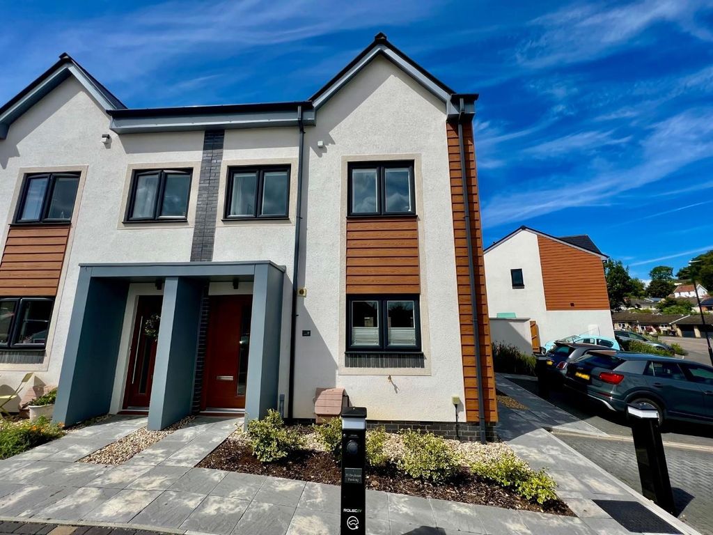 Property photo 1 of 16 Newfront.Jpg