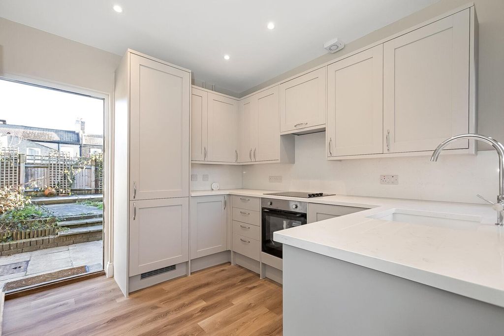 Property photo 2 of 12 R2A0359-5-1500x1000.Jpg