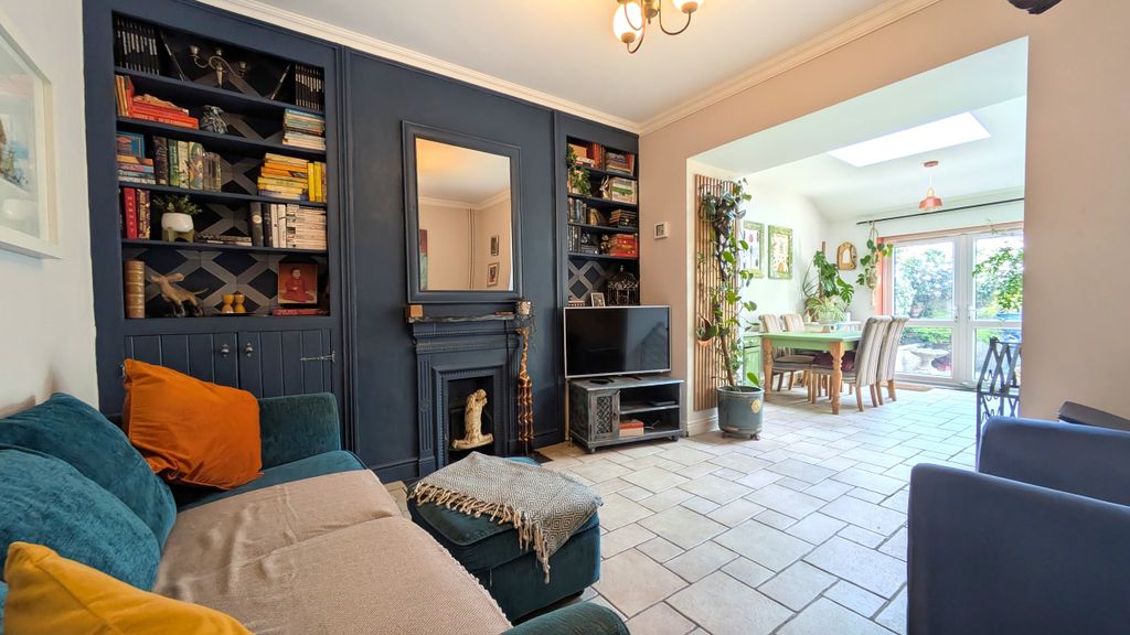 Property photo 2 of 22 Open Plan Living