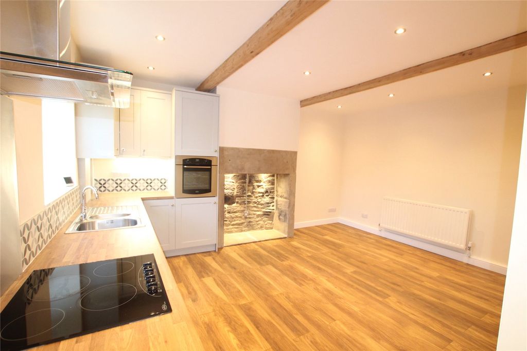 Property photo 2 of 10 Kitchenliving Room