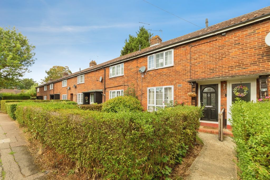 Property photo 1 of 12