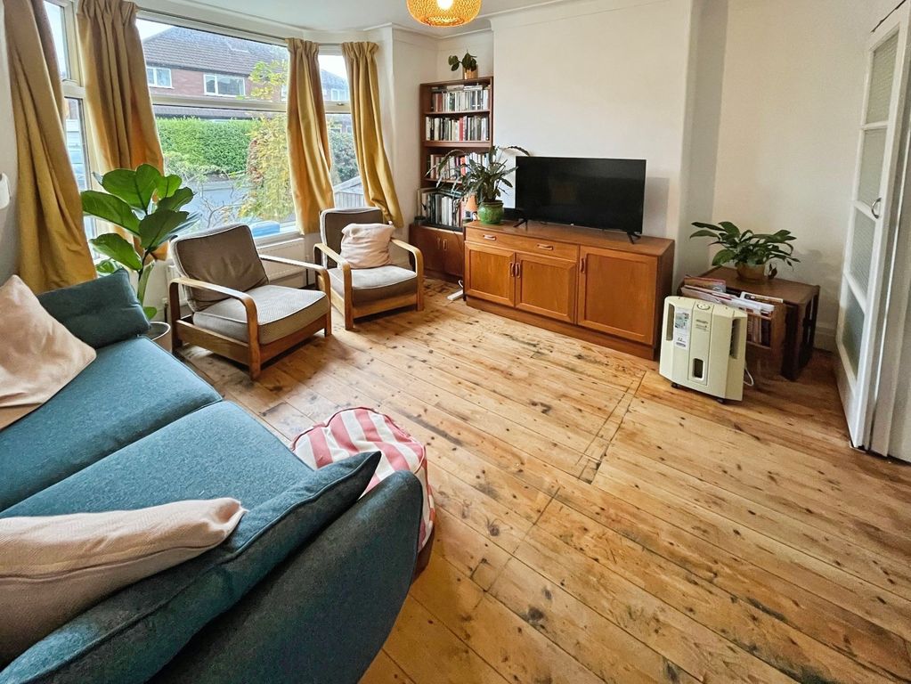 Property photo 3 of 16 Picture 3