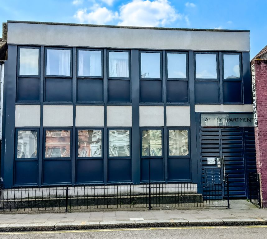 Property photo 3 of 16 4141496