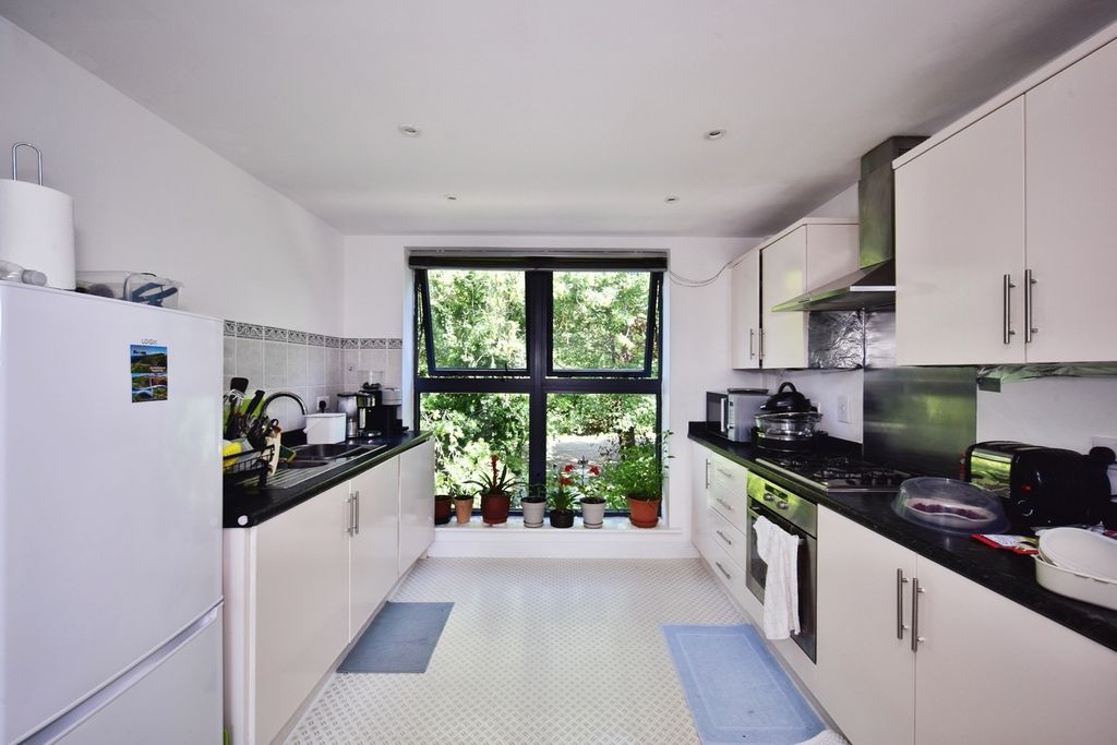 Property photo 2 of 9 Pbox-Img.Jpg