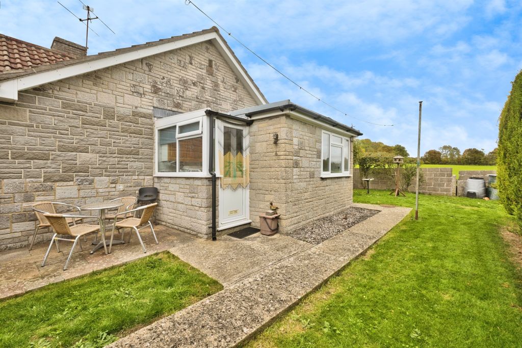 Property photo 2 of 19