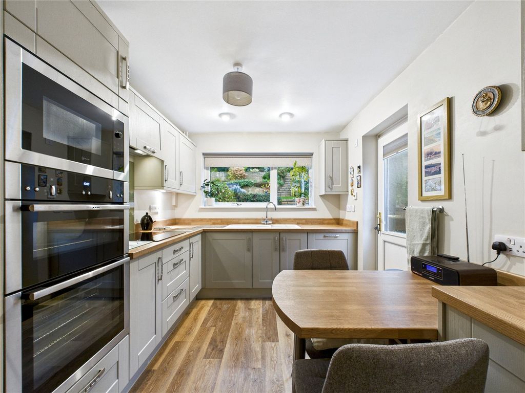 Property photo 2 of 33 Picture 2