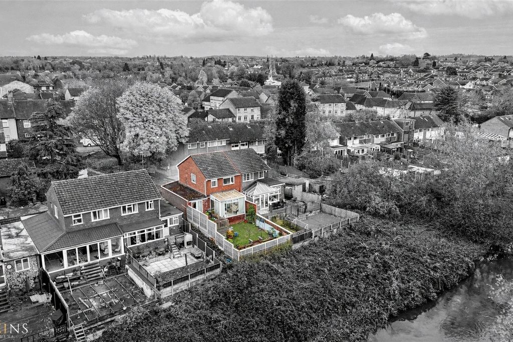 Property photo 2 of 28 Picture No. 39