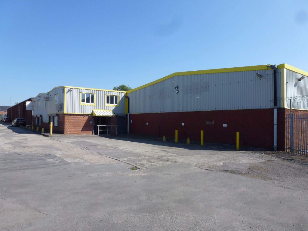 Property photo 2 of 6