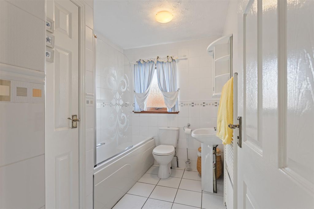 Additional image 16 of 3 bed detached bungalow for saleAlmond Court, Livingston EH54