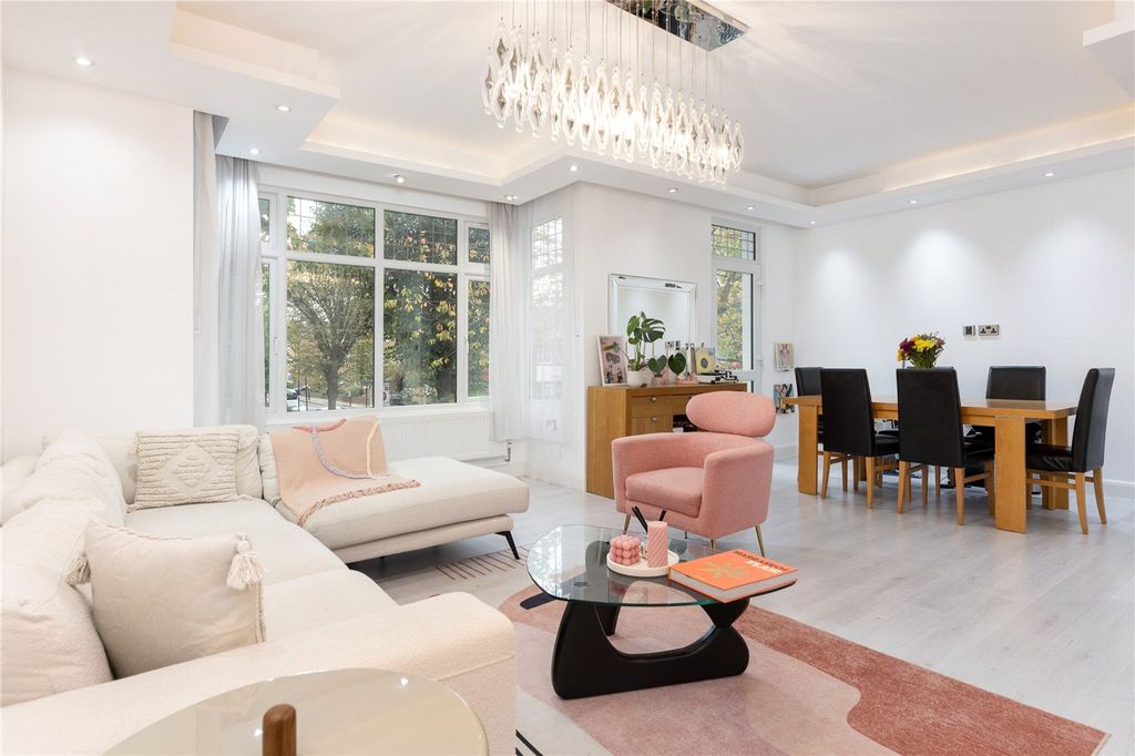 Property photo 3 of 9 Picture No. 09