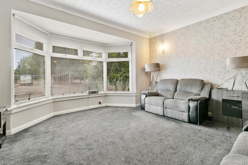 Property photo 3 of 25