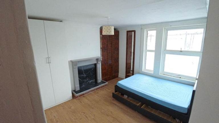 Property photo 1 of 4