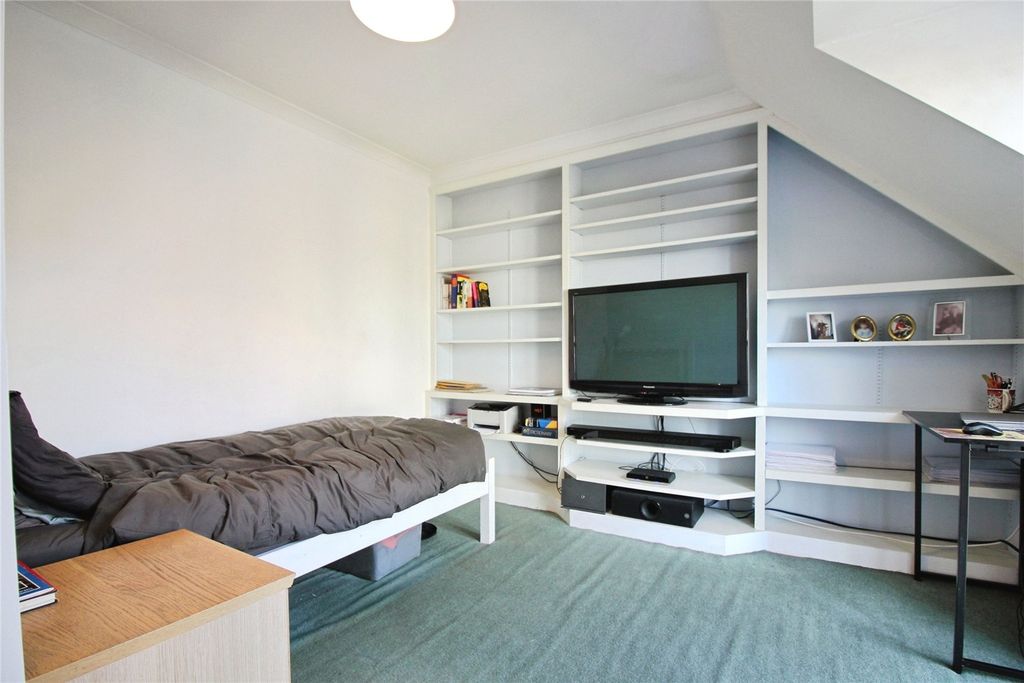 Property photo 3 of 7 Picture No. 06