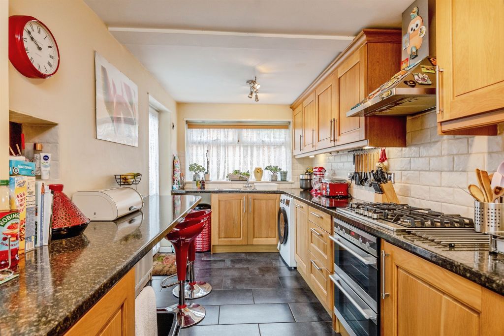 Property photo 3 of 17