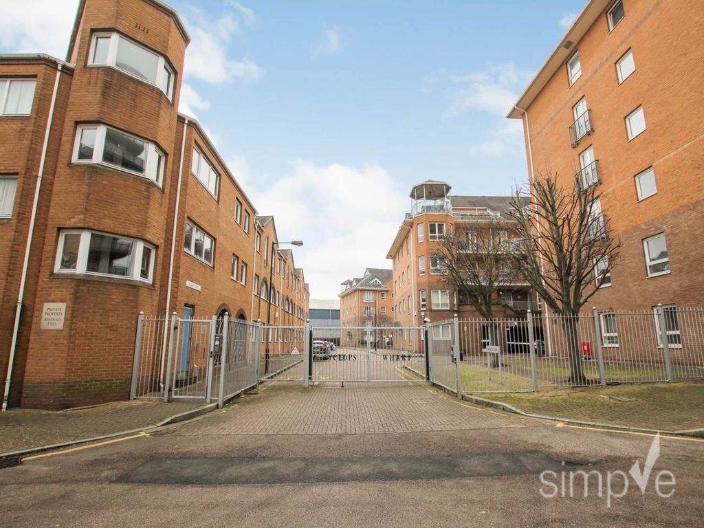 Property photo 1 of 17 Img_1928