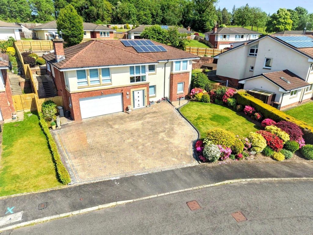 Property photo 1 of 37 Picture No. 28