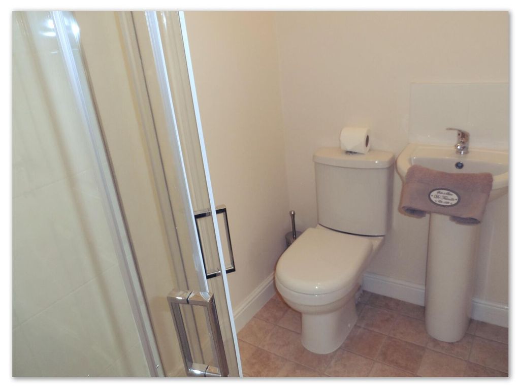 Property photo 3 of 5 Ensuite