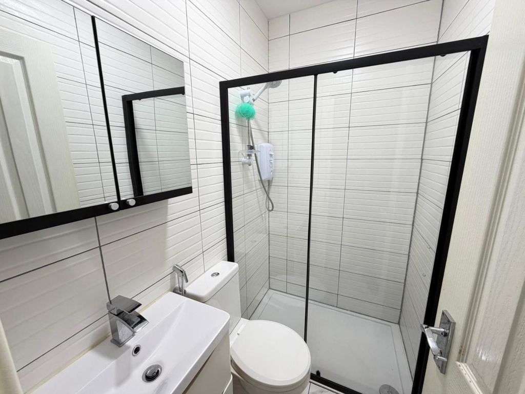 Property photo 2 of 4 51035d4E-4601-4677-9A4A-45B3Adf9502B.Jpg