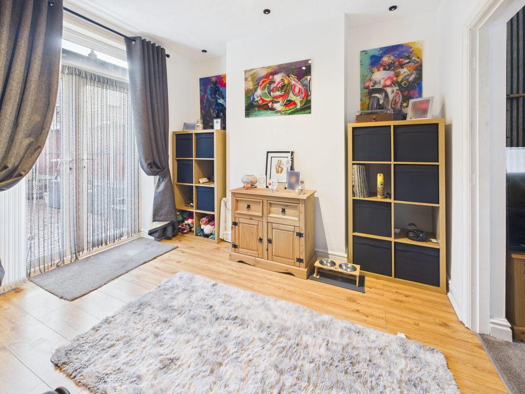 Property photo 3 of 11