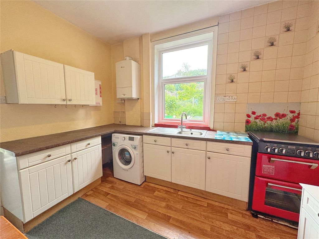 Property photo 3 of 22 Picture No. 19