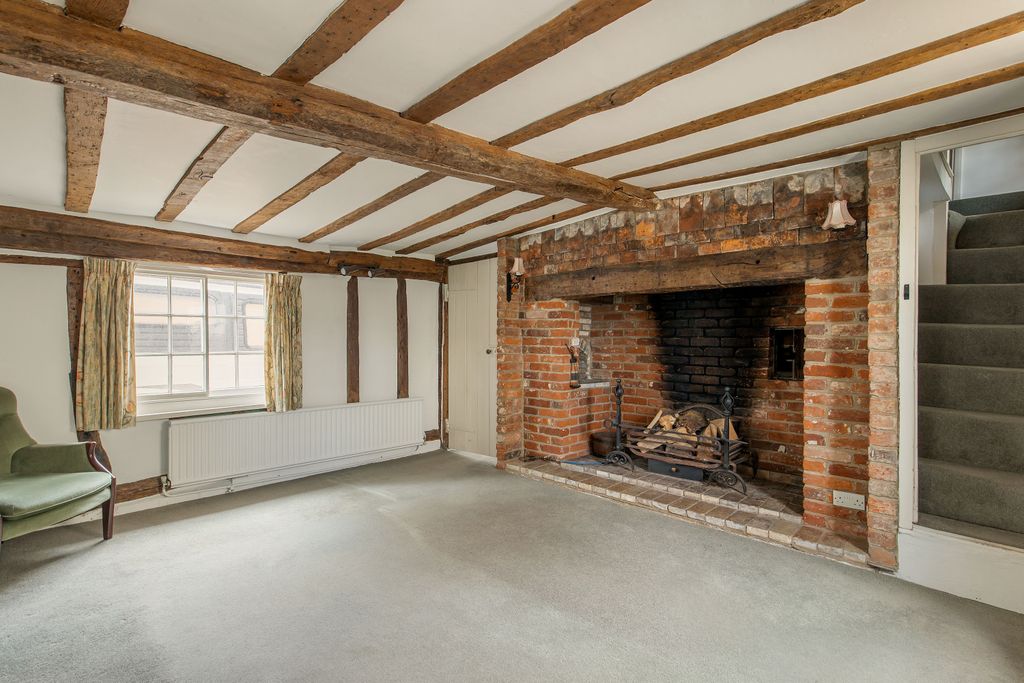 Property photo 2 of 17 67 High Street, Little Shelford, Cambridge, Cambridgeshire Cb22 5Es